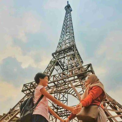 Wisata Nuansa Eropa Devoyage Bogor Kota Bogor Jawa Barat + Tiket Masuk, Rute, dan Penginapan Terdekat Devoyage Kampung Eropa