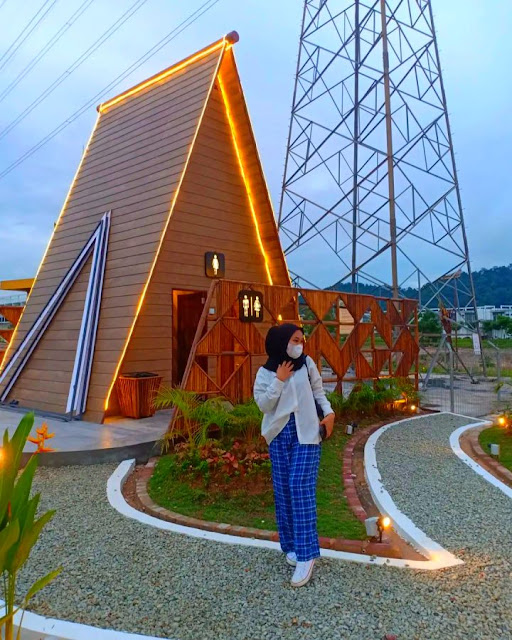 tepi danau cafe batam