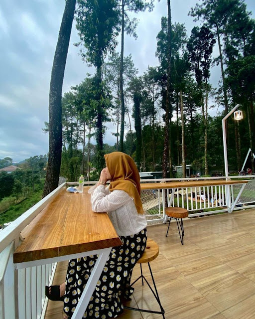 view massapi cafe baturaden