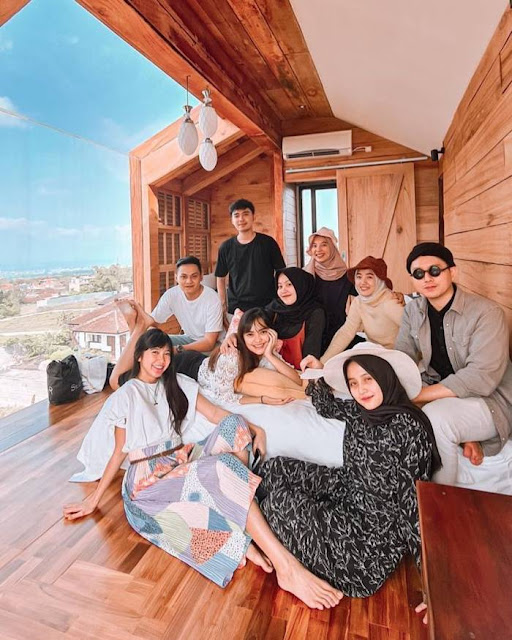 villa carani batu malang