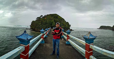 Pantai di Malang Yang Indah Pantai Balekambang