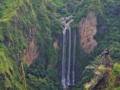 Pesona Air Terjun Tama'lulua, Si Air Terjun Cantik Asal Sulawesi Selatan Air Terjun Bossolo