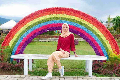 Small World Purwokerto : Small Garden