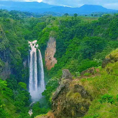 Pesona Air Terjun Tama'lulua, Si Air Terjun Cantik Asal Sulawesi Selatan Air Terjun Bossolo
