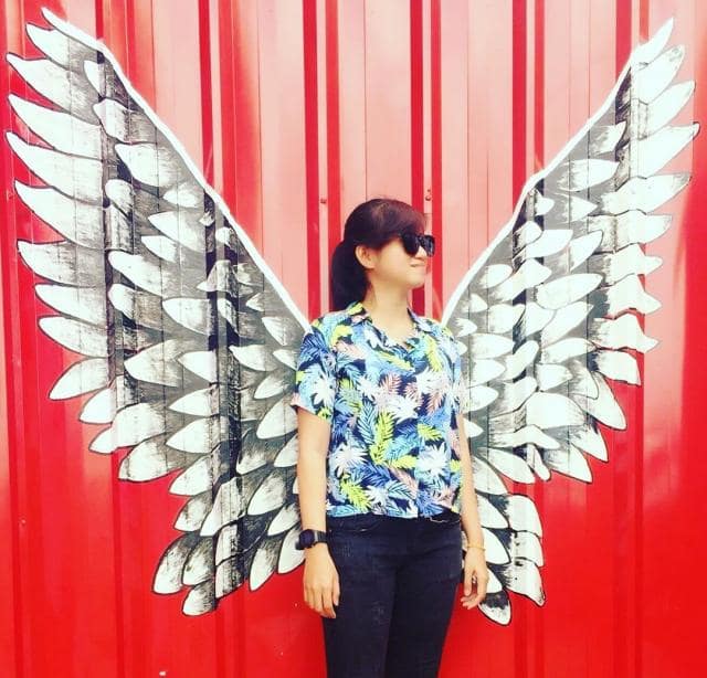 Sayap Burung Pondok Pinus Kuningan