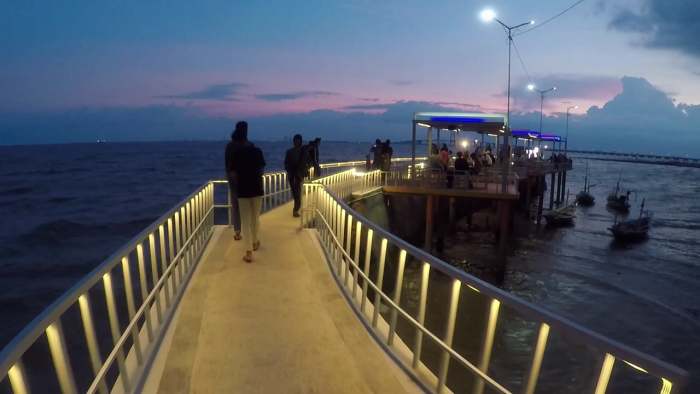 Cafe Kutai Sukbar Suramadu