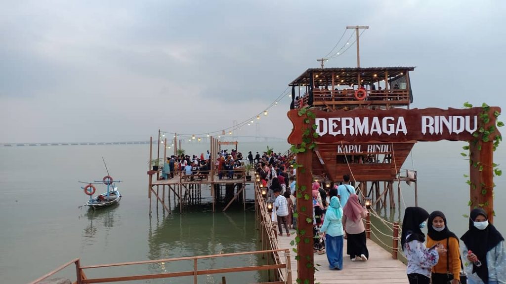 dermaga rindu suramadu