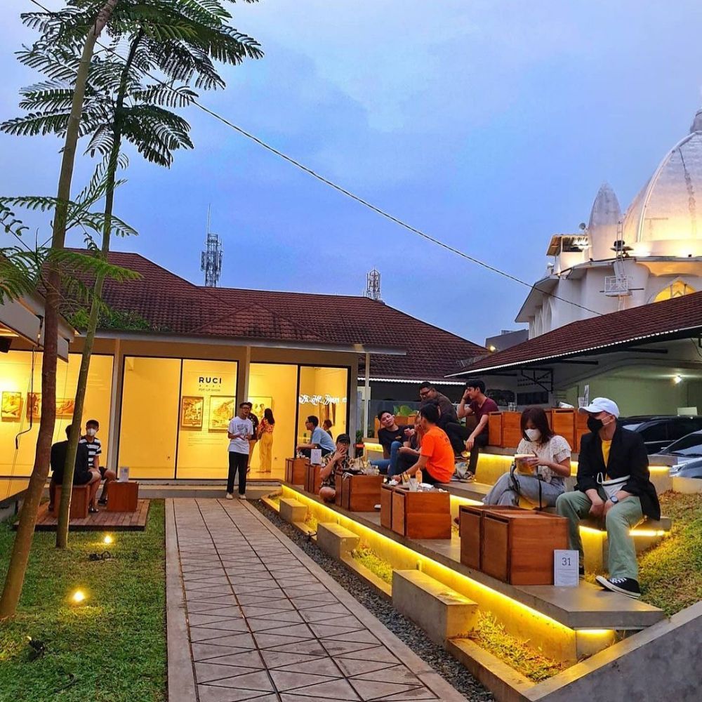 cafe titik temu coffee cipete