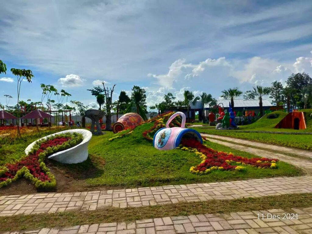 wisata kediri flora island