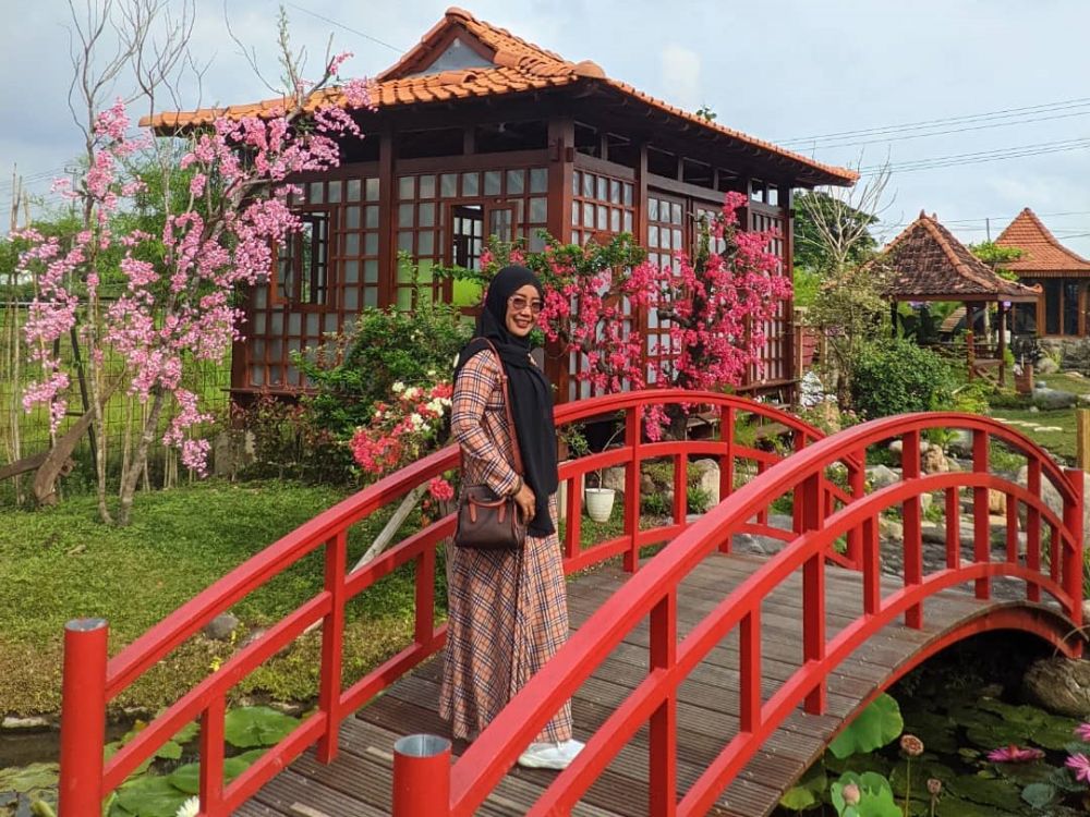 ndalem njanti garden resto