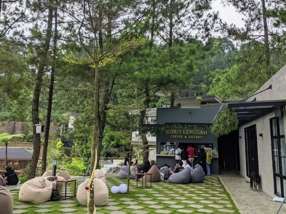 sudut lenggah coffee & eatery